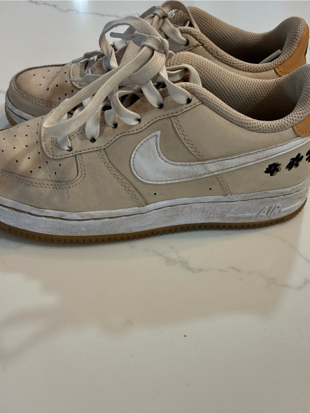 Nike Kids Neutral Beige and White Low-Top Sneakers